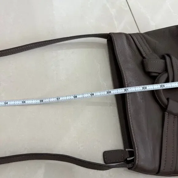 Sequoia Harmony Crossbody Purse - Soft Brown Leather, Zip Top - Picture 9 of 10